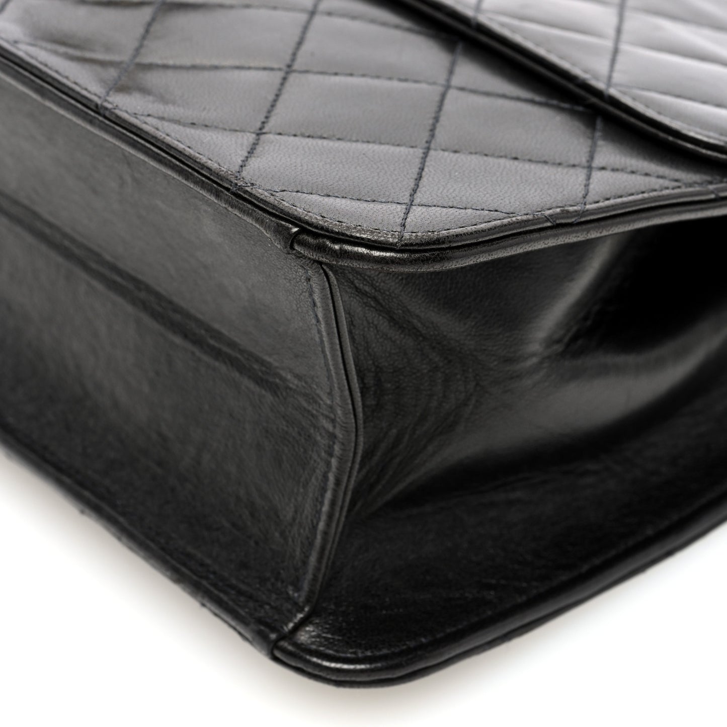 Lambskin Quilted Medium Single Flap Black