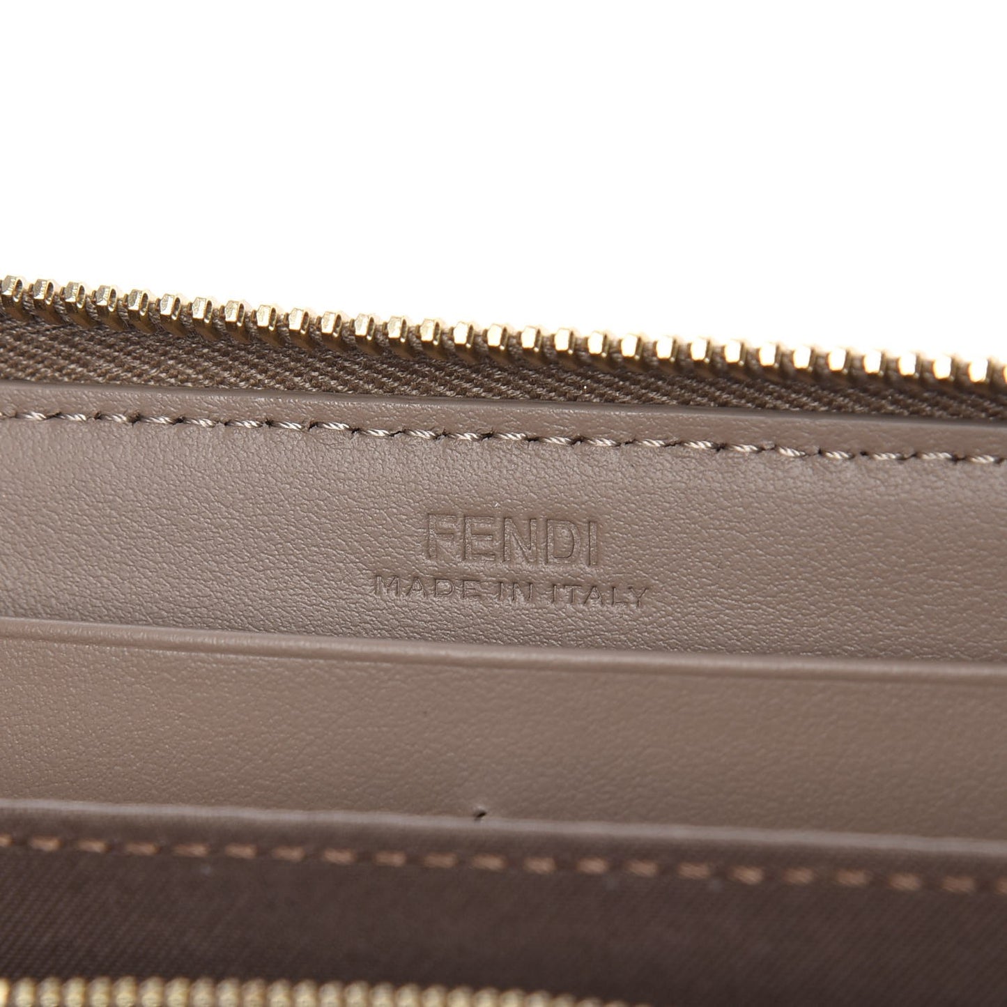 Vitello Cruise F is Fendi Zip Around Wallet Tortora