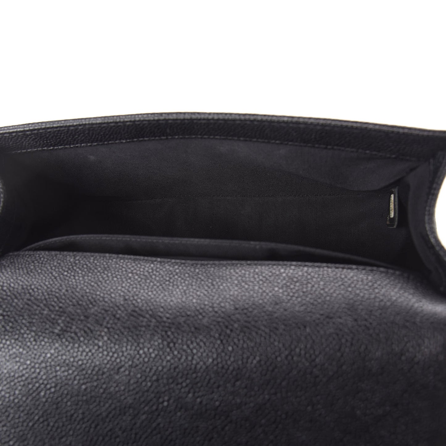 Caviar Quilted Medium Boy Flap Black