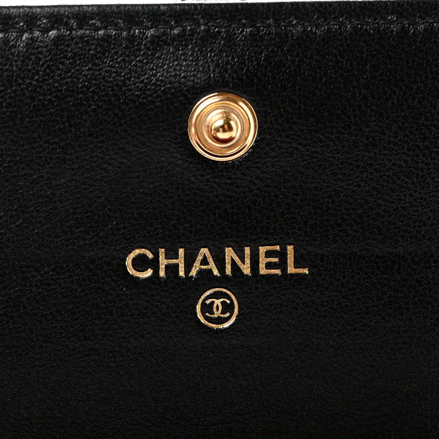 Lambskin Quilted Chanel 19 Flap Wallet Black