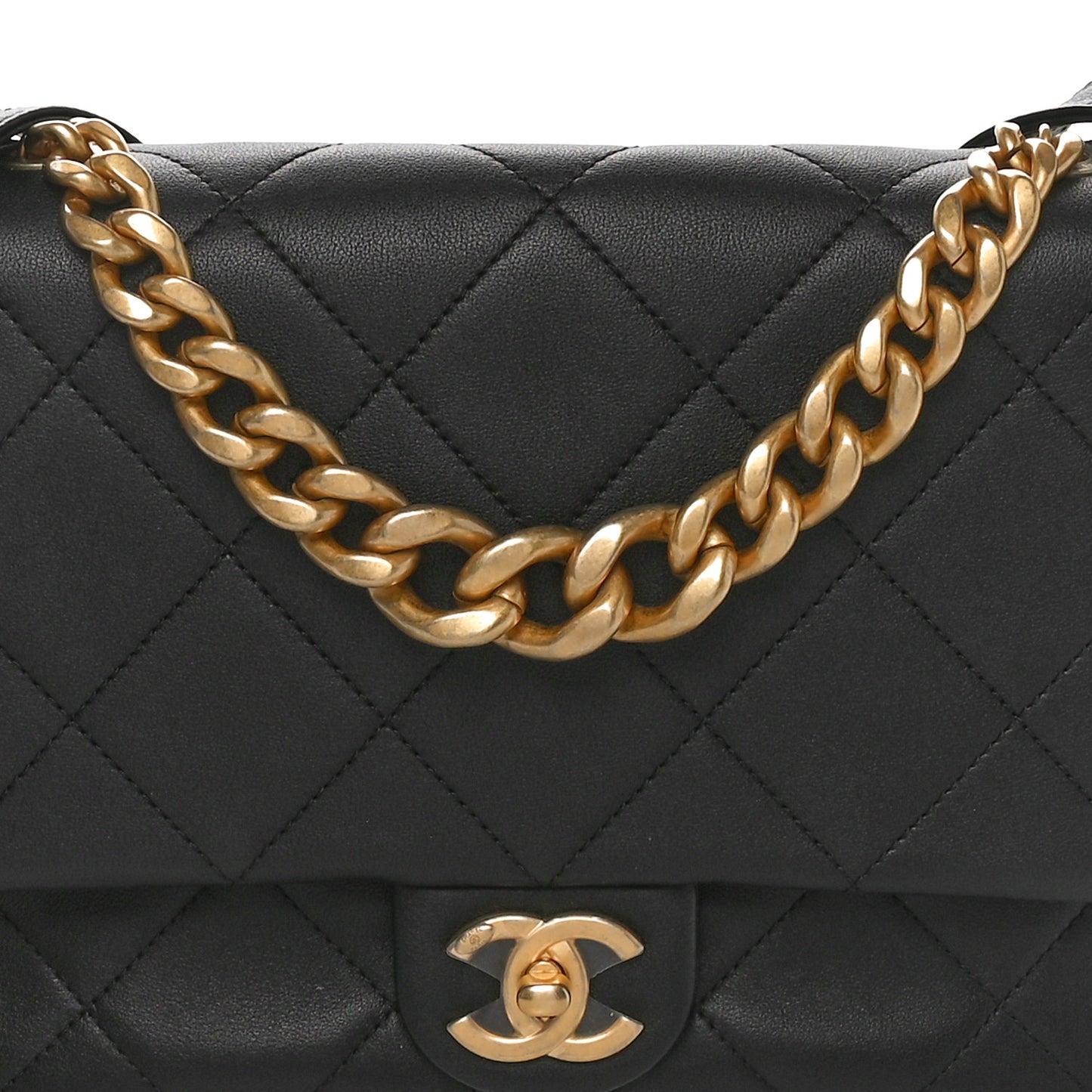 Calfskin Stitched Easy Mood Flap Black