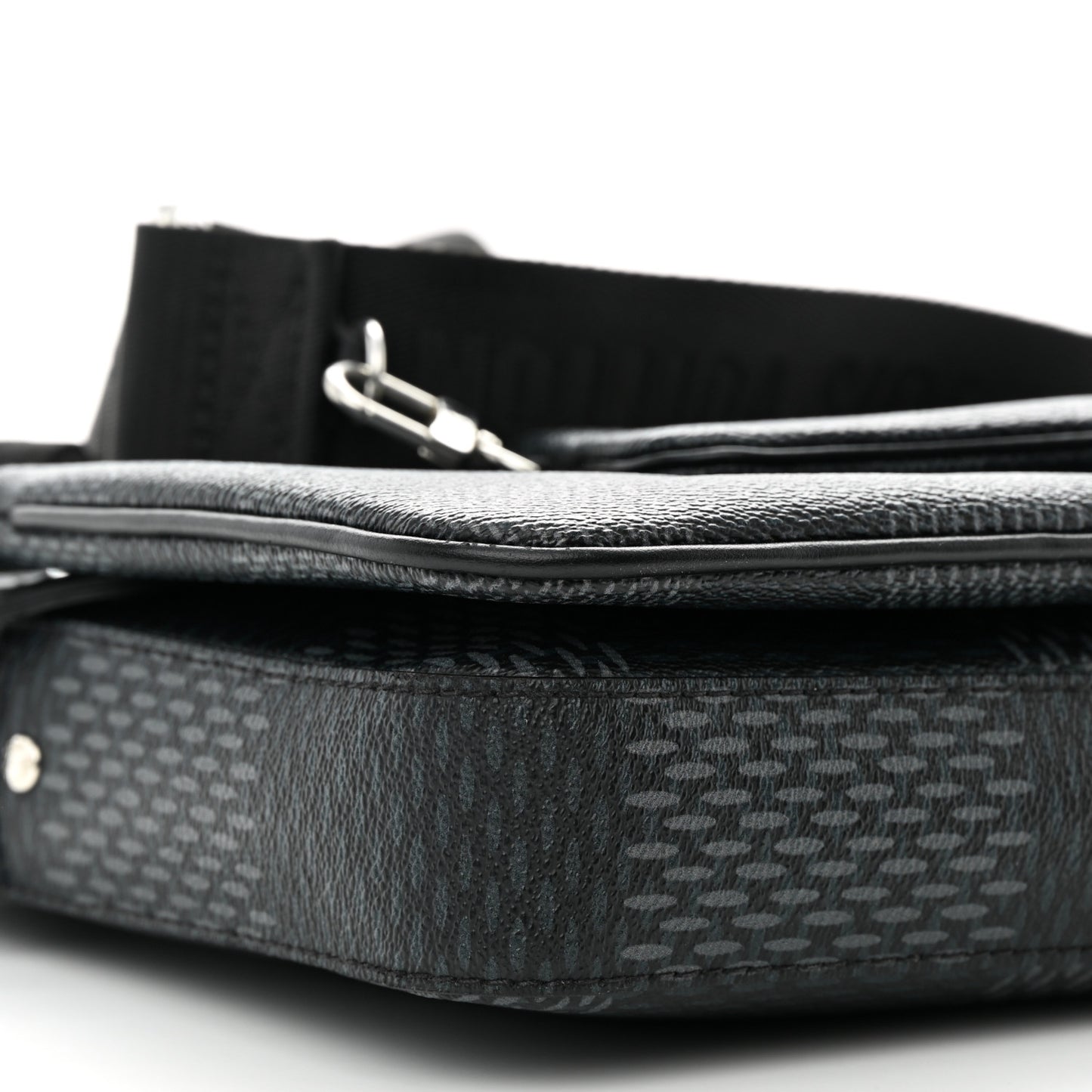 Damier Graphite 3D Trio Messenger