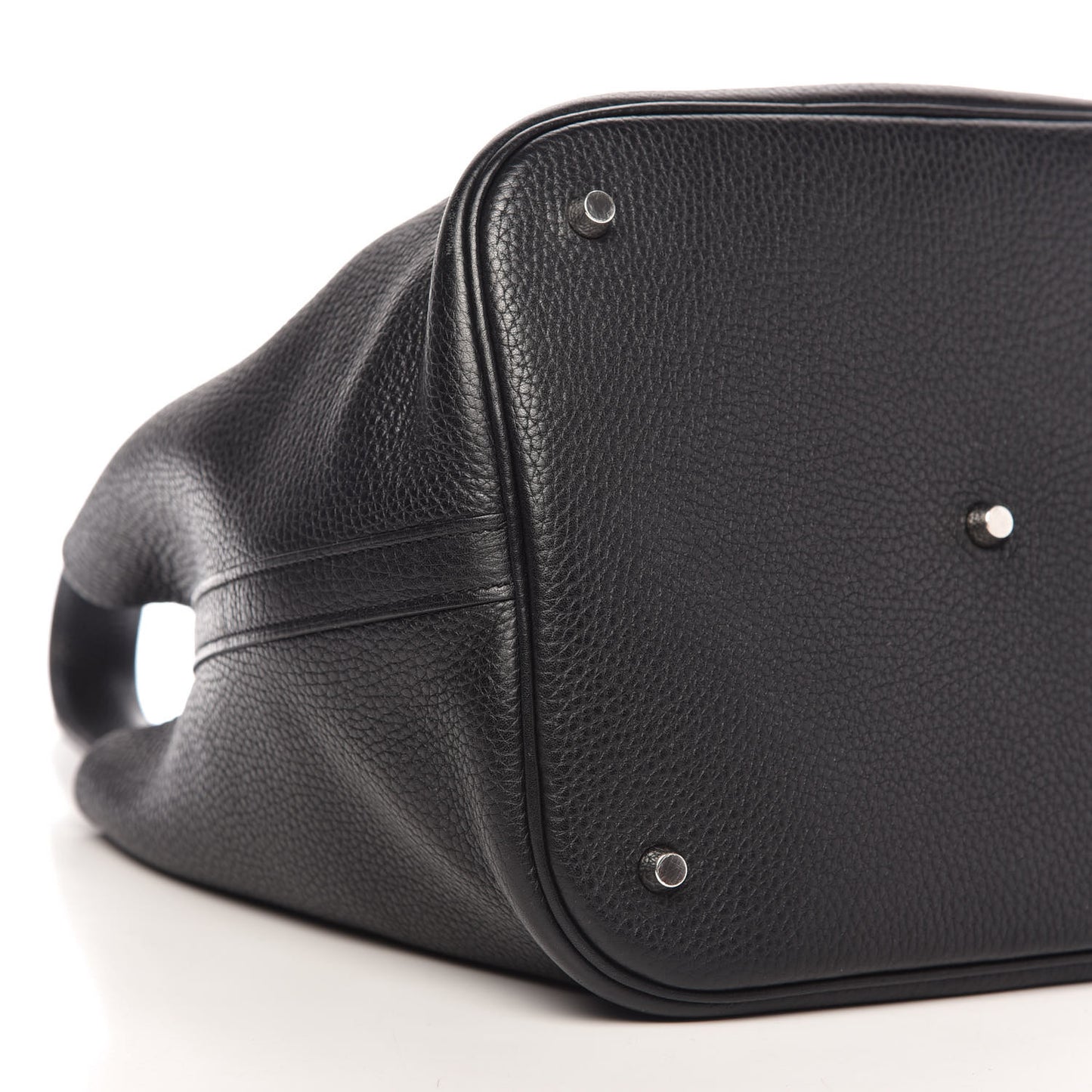 Taurillon Clemence Picotin Lock 26 GM Black
