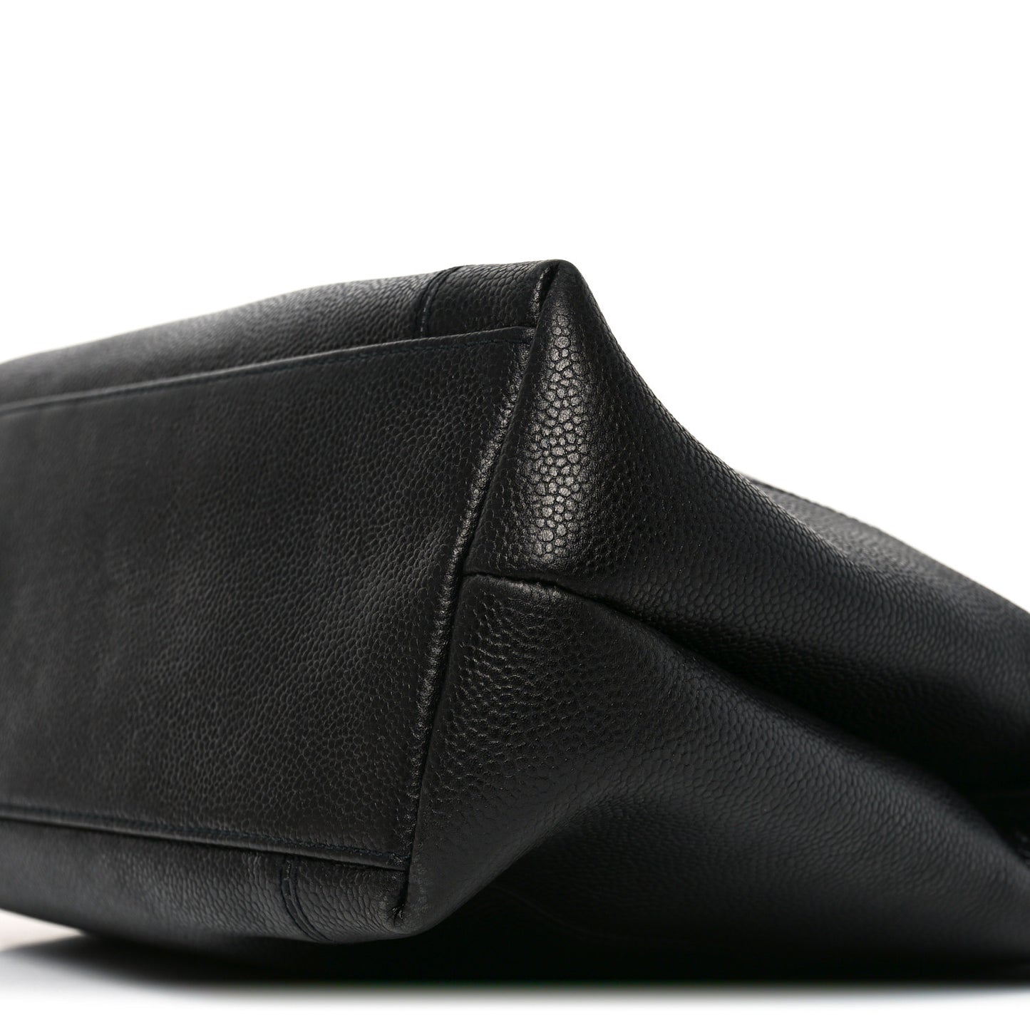 Caviar Embroidered Logo Shoulder Bag Black