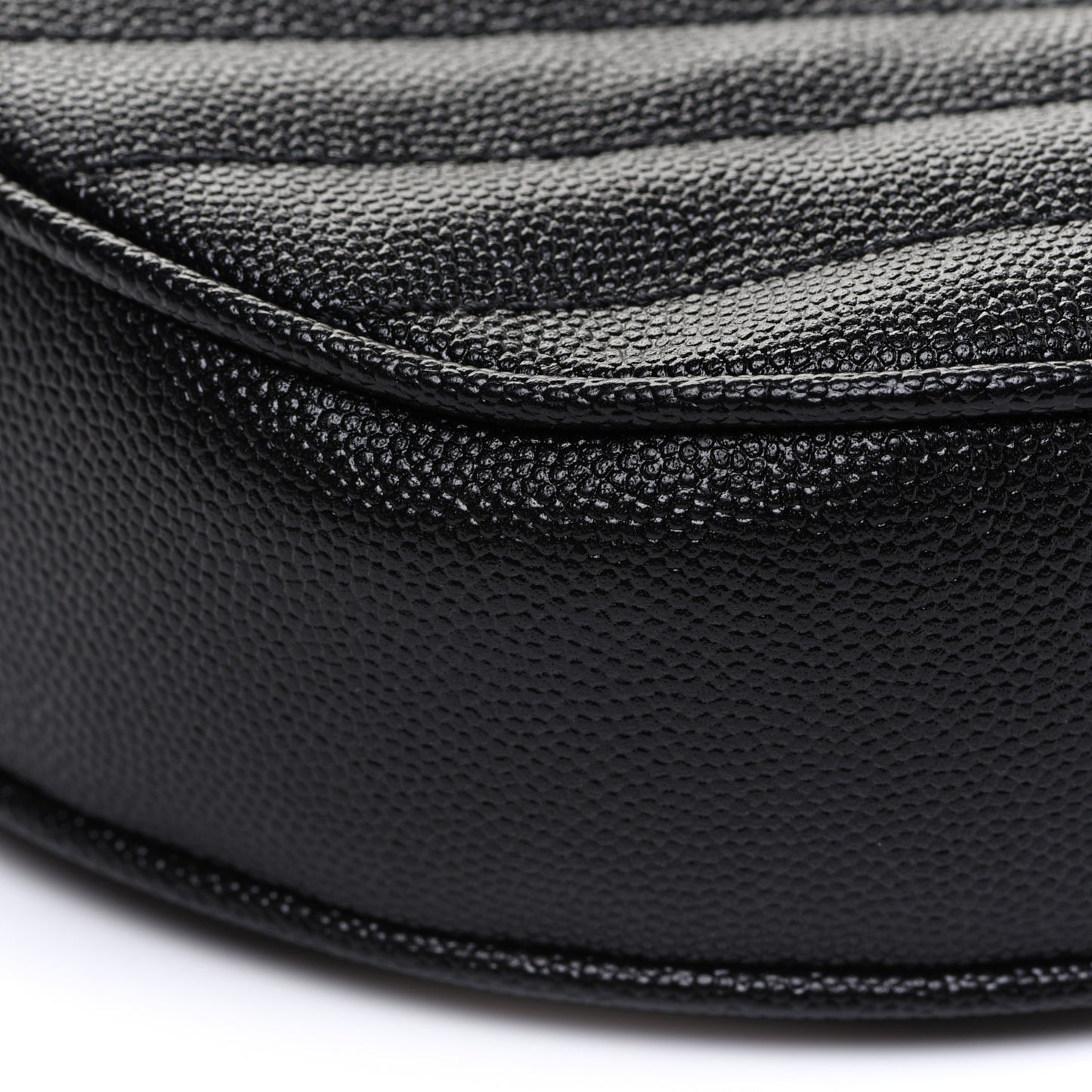 Grain De Poudre Matelasse Chevron Quilted Round Vinyle Camera Bag Black