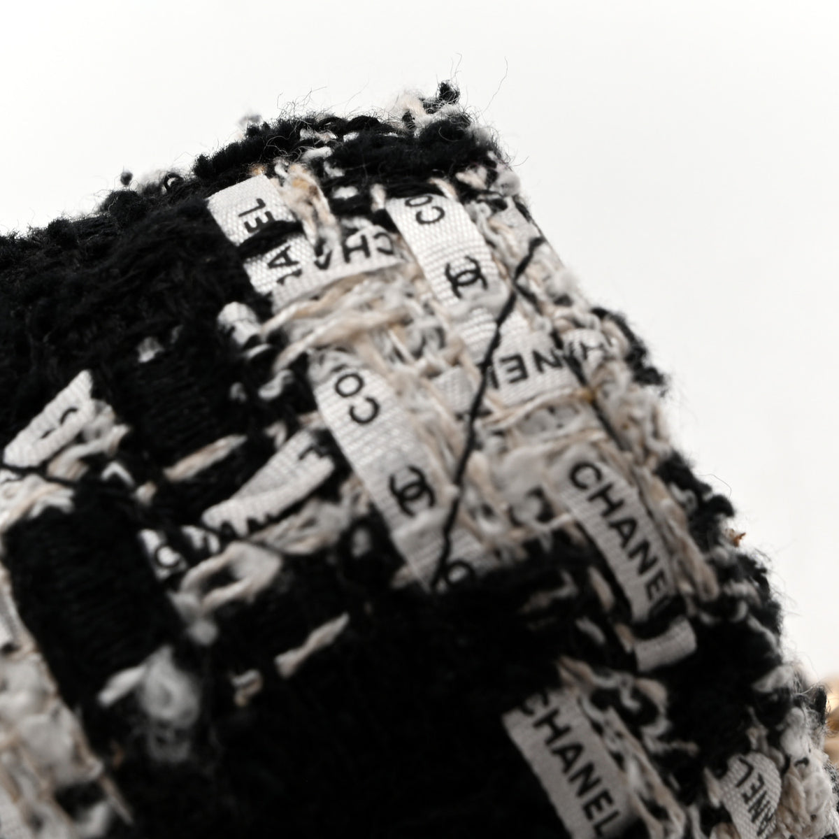 Tweed Quilted Wallet On Chain WOC Black Ecru White