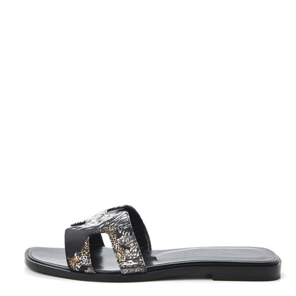 Hermes Silk Printed Equateur Tattoo Oran Sandals 35.5 Black 1 of 9