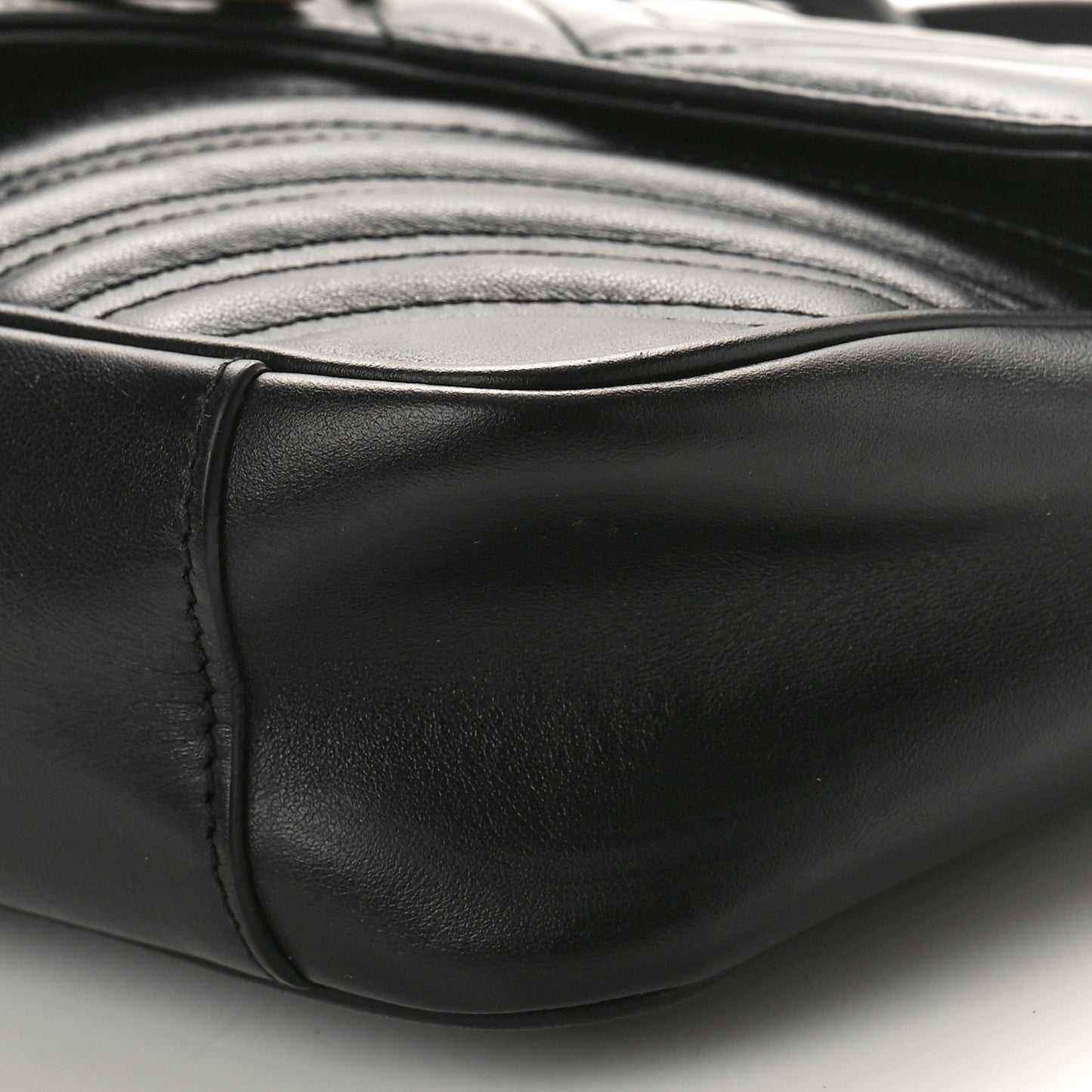 Calfskin Matelasse Small GG Marmont Shoulder Bag Black