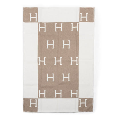 Hermes Wool Cashmere Avalon Baby Blanket Noisette Moyen White 2 of 3