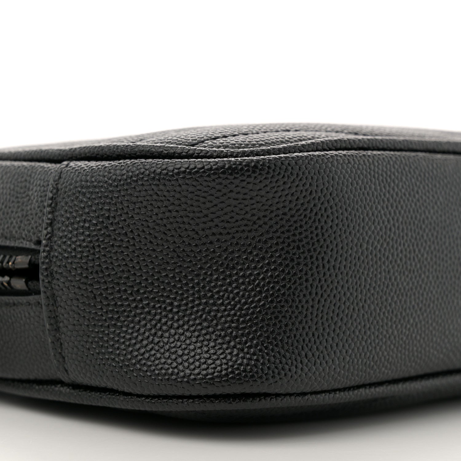 Saint Laurent Grain De Poudre Matelasse Monochrome Monogram Mini Lou Camera Bag Black 9 of 10