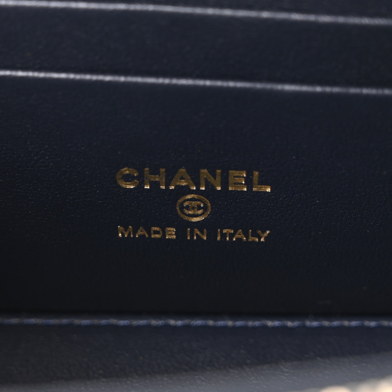 Chanel Lambskin Quilted Pick Me Up Vanity Case Navy 6 of 10
