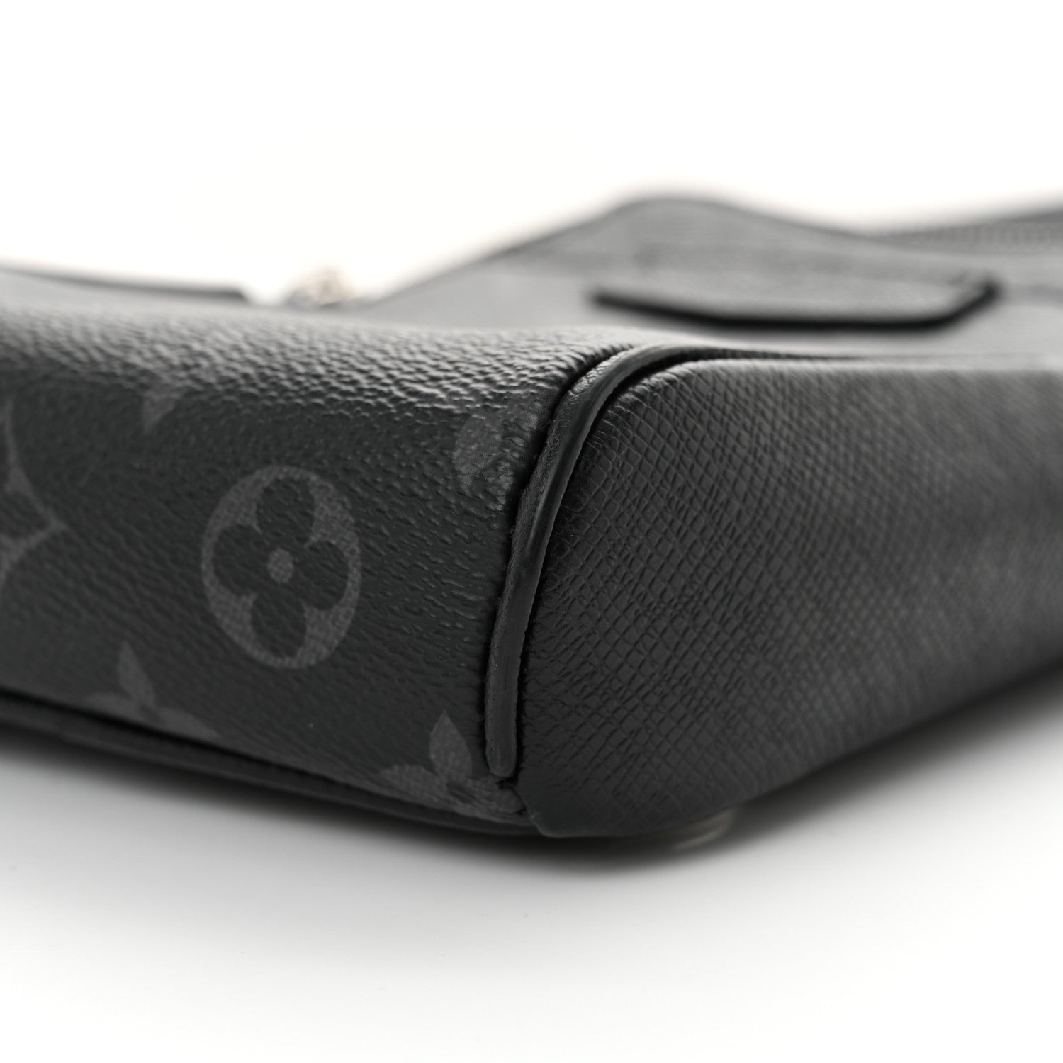 Louis Vuitton Taigarama Outdoor Slingbag Black 9 of 9