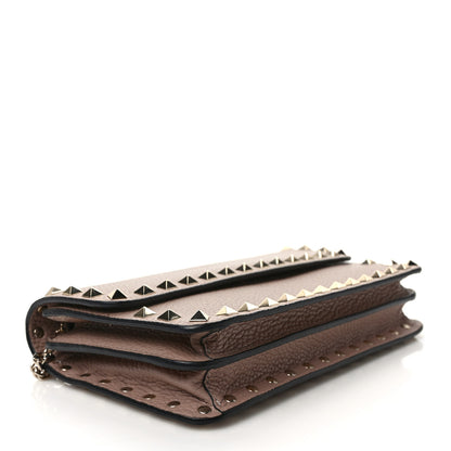 Valentino Garavani Pebbled Calfskin Rockstud Flap Wallet On Chain Poudre 4 of 9