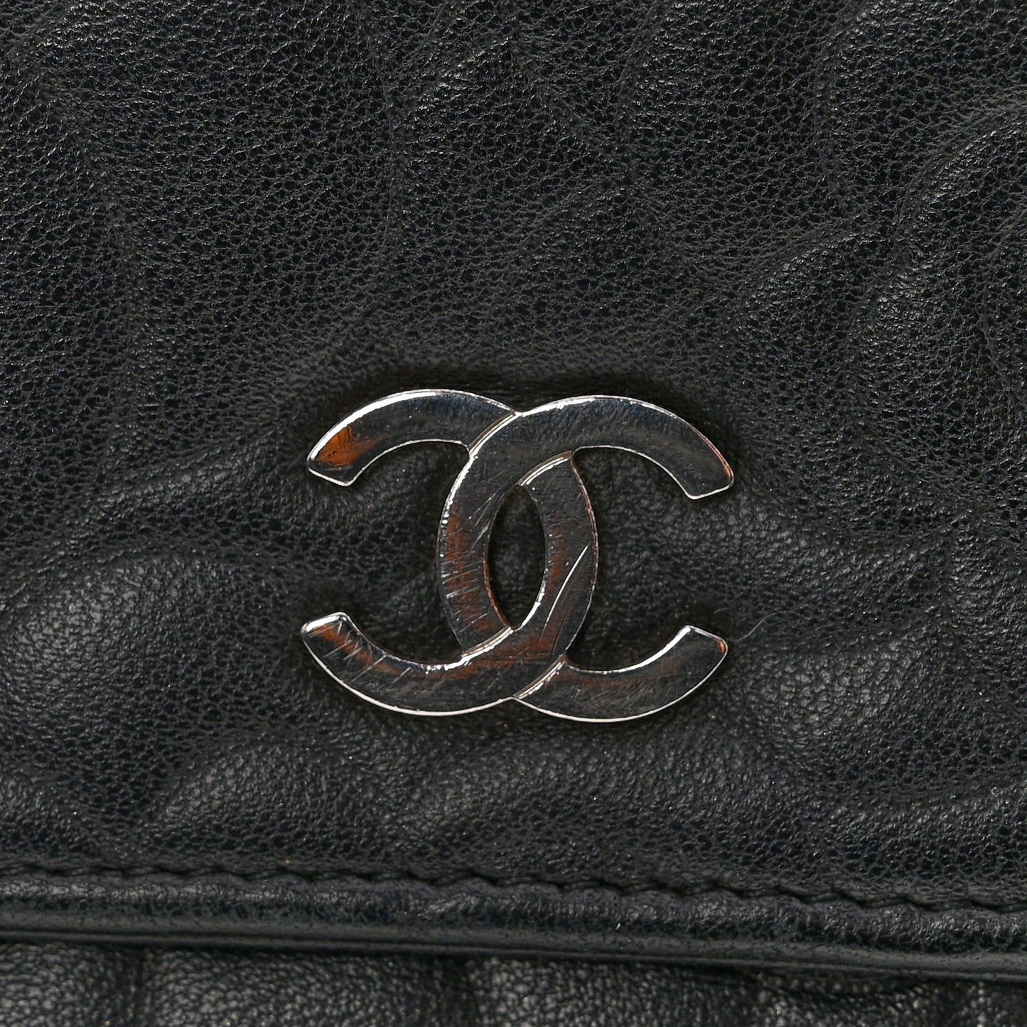 Lambskin Camellia Embossed Wallet On Chain WOC Black