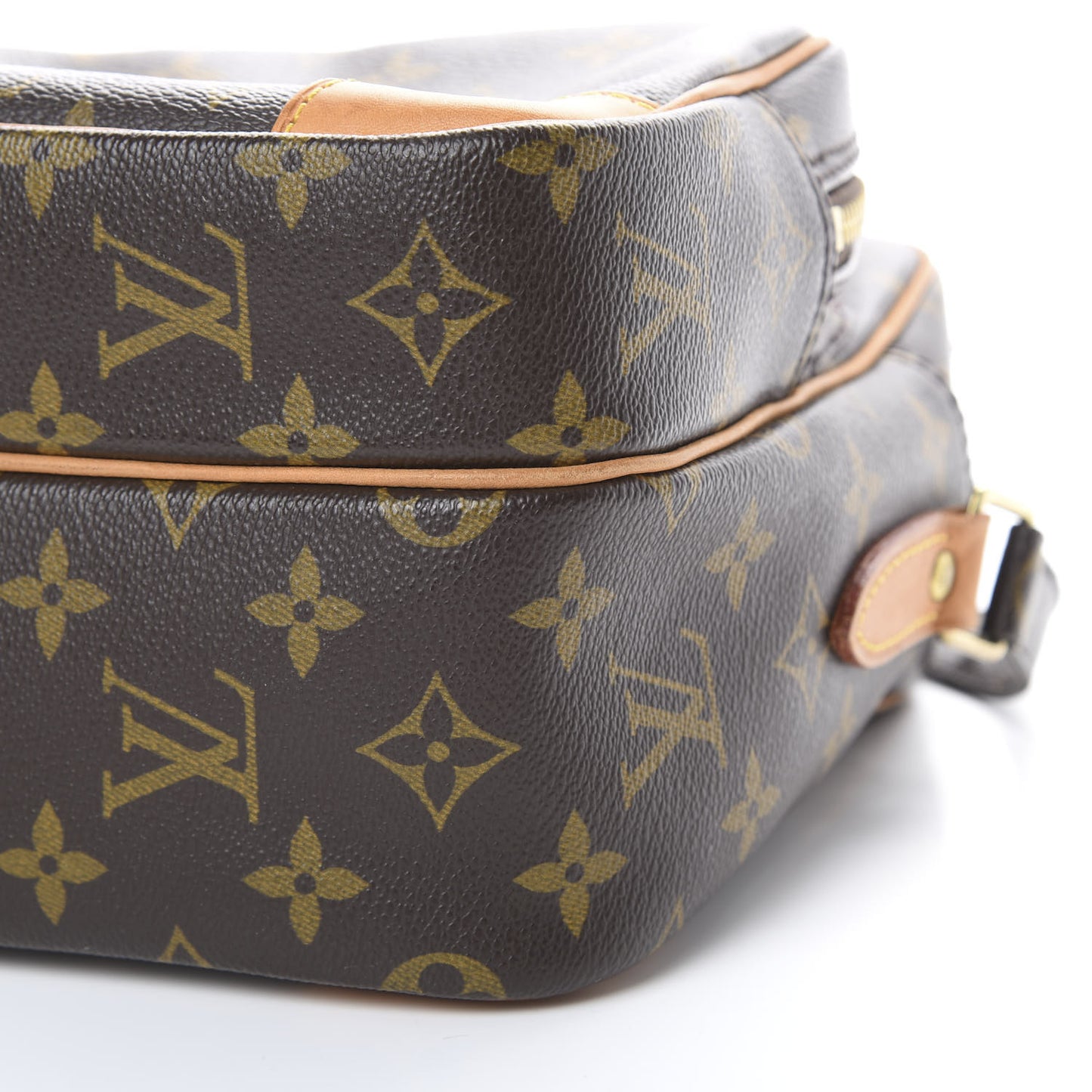 Monogram Nil 28