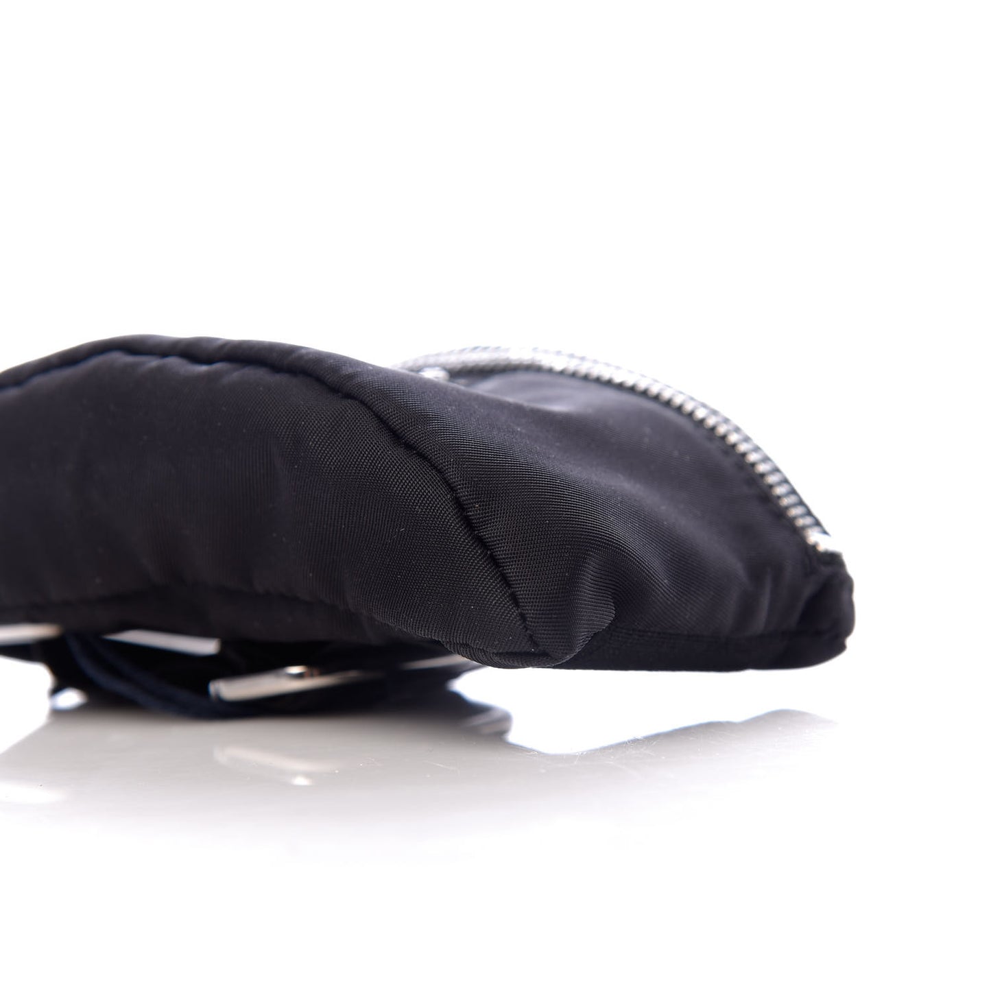 Tessuto Nylon Wrist Pouch Black
