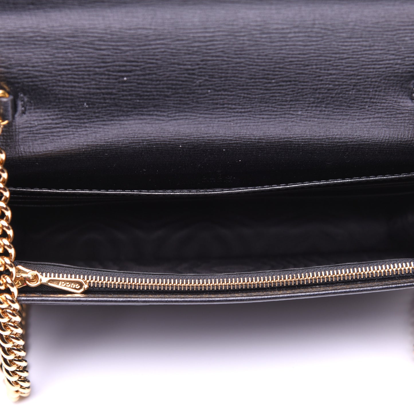 Azalea Calfskin Marina Chain Wallet Black