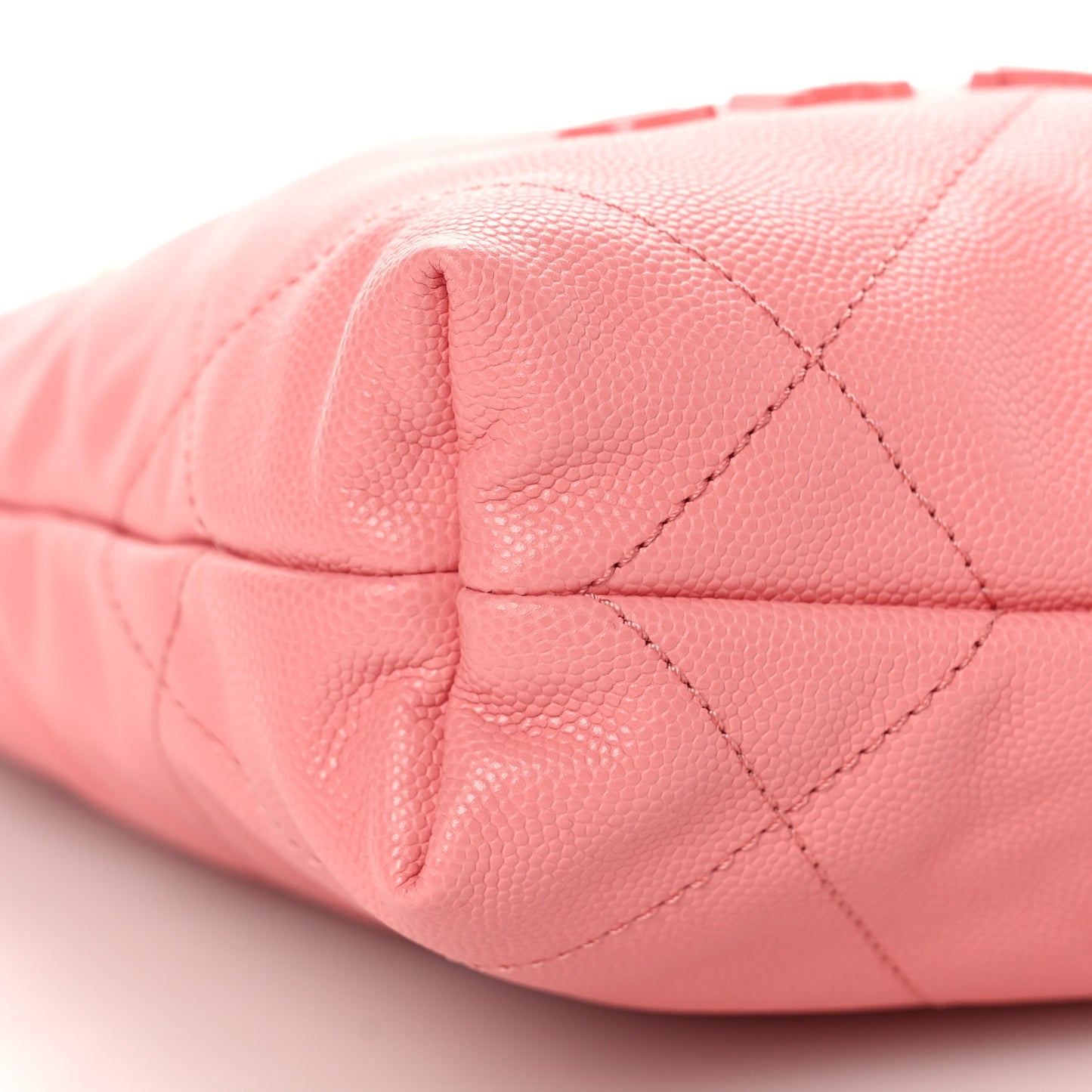 Shiny Caviar Quilted Mini Chanel 22 Coral