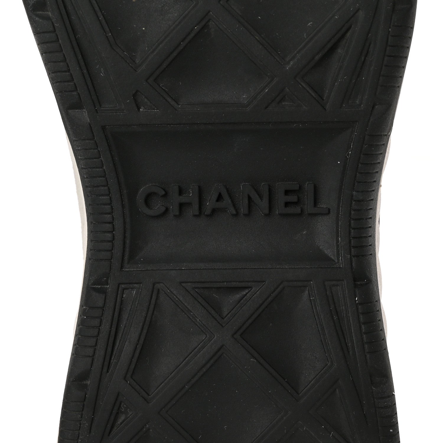 Chanel Velvet Calfskin Mixed Fibers CC Sneakers 40 White Black 6 of 13