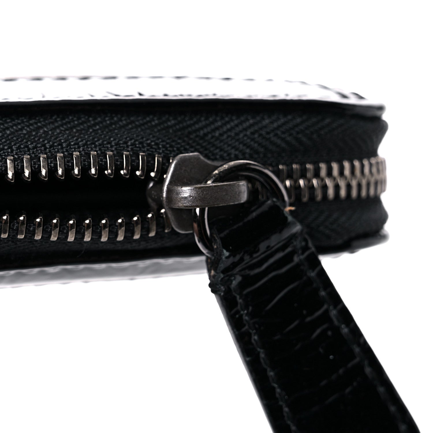 Burberry Beat Check Large Ziggy Zip Around Wallet Black 14 of 15