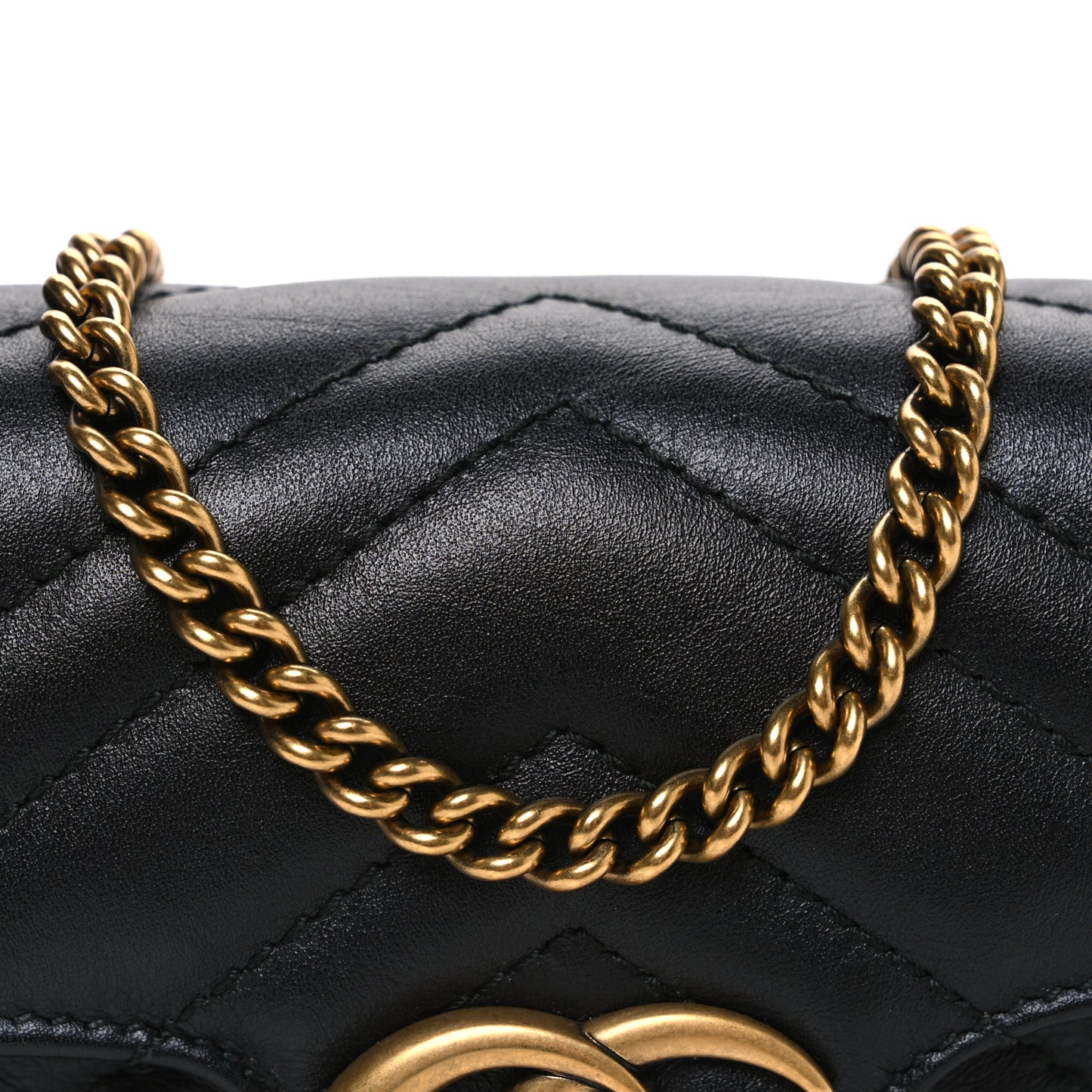 Calfskin Matelasse Super Mini GG Marmont Shoulder Bag Black