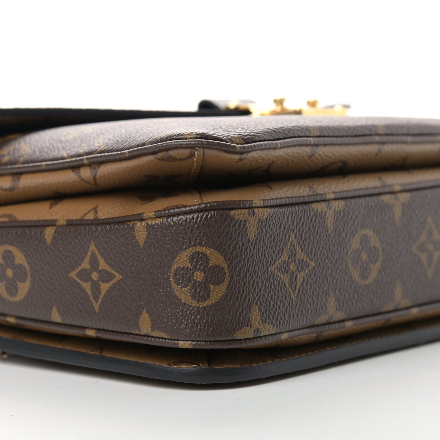 Reverse Monogram Pochette Metis