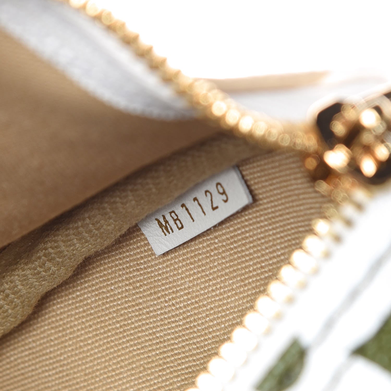 Louis Vuitton Monogram Giant Keepall Bandouliere 50 Kaki Beige 10 of 10
