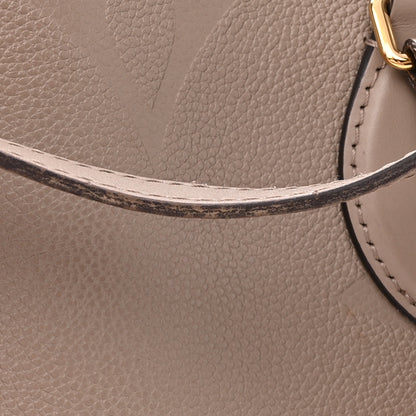 Louis Vuitton Empreinte Monogram Giant Onthego MM Tourterelle 14 of 18