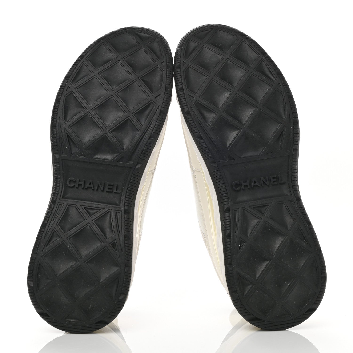 Chanel Velvet Calfskin Mixed Fibers CC Sneakers 38 Ivory Black 5 of 9