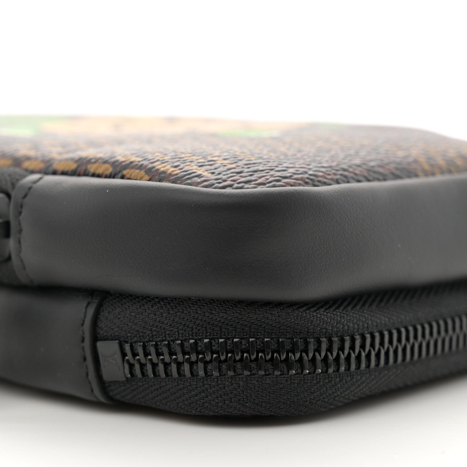 Louis Vuitton X NIGO Giant Damier Ebene Tortoise Double Phone Pouch 9 of 11