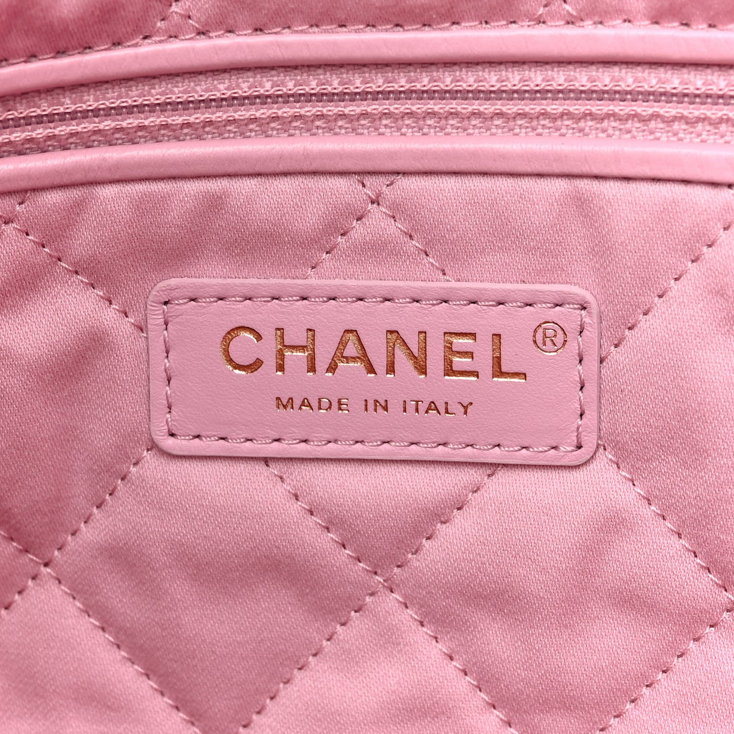 Shiny Calfskin Quilted Chanel 22 Pink
