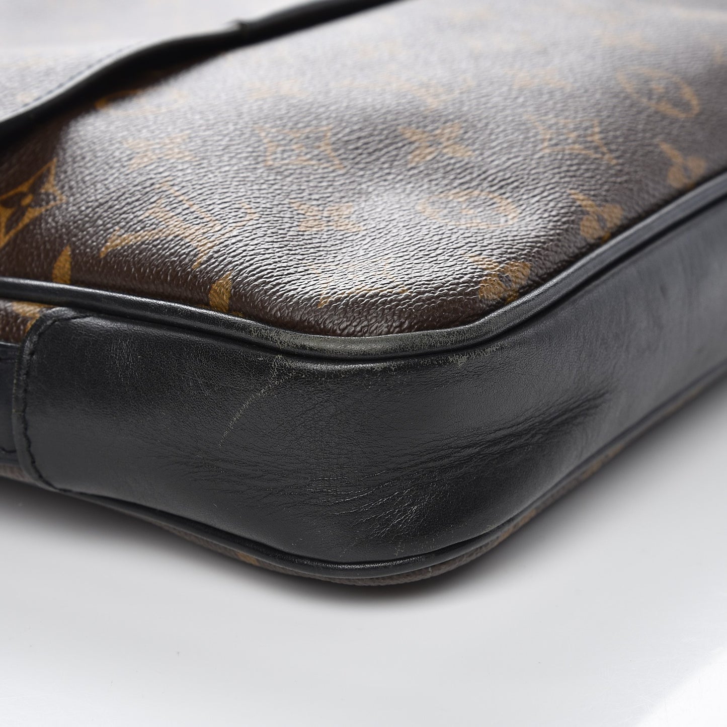Monogram Macassar Bass MM