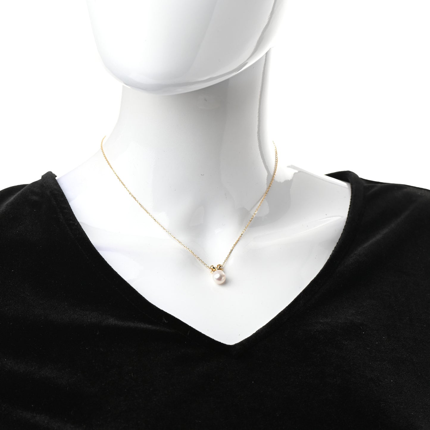 18K Yellow Gold Akoya Pearl Ribbon Pendant Necklace