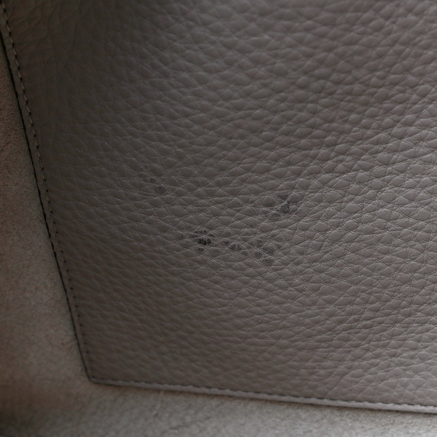 Grained Calfskin Rockstud Shoulder Tote Poudre