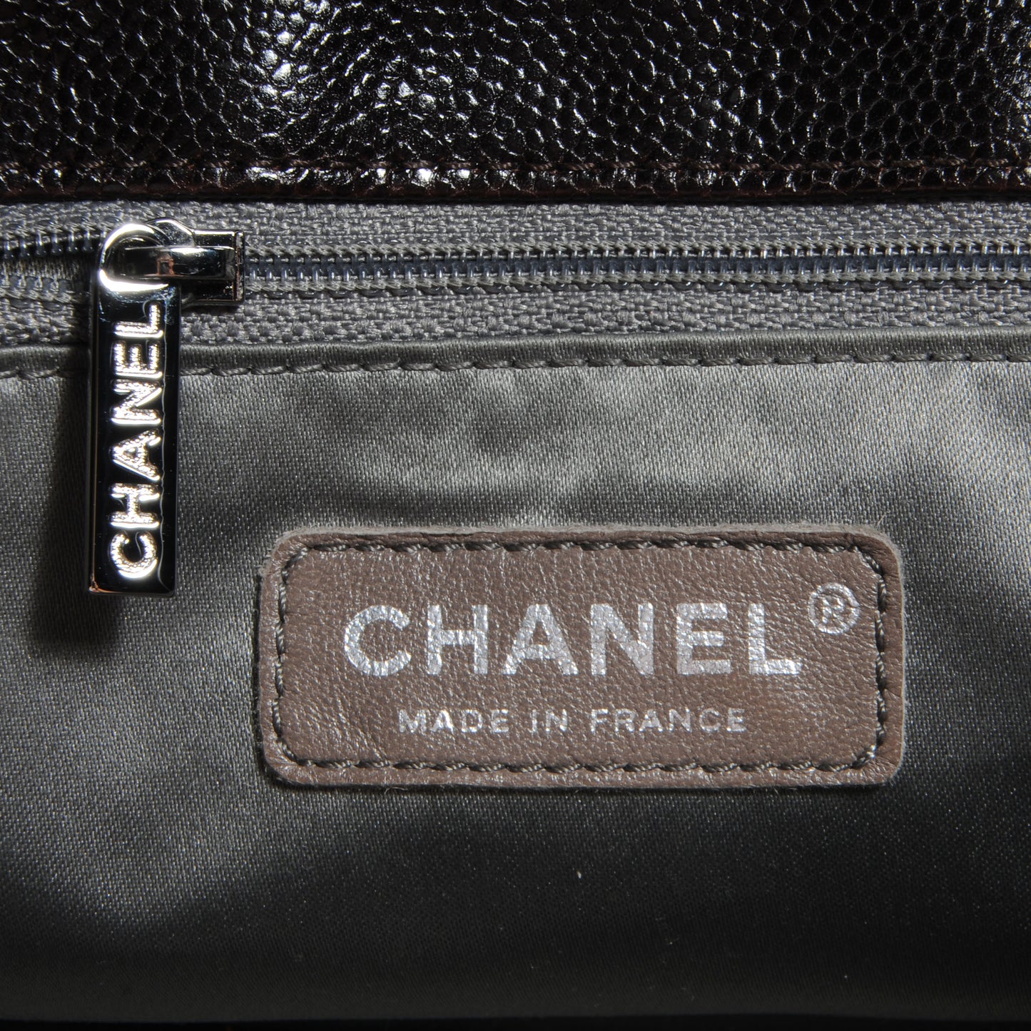 Glazed Caviar Small Pocket In The City Shoulder Bag Brown