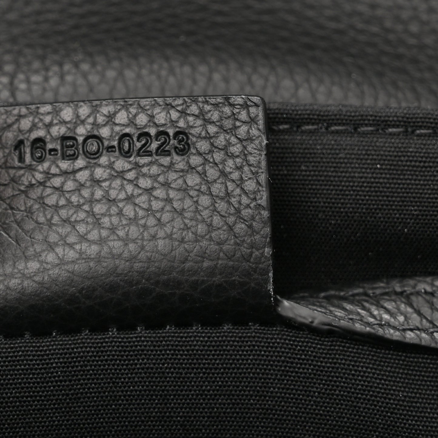 Grained Calfskin Oblique Saddle Pouch Black