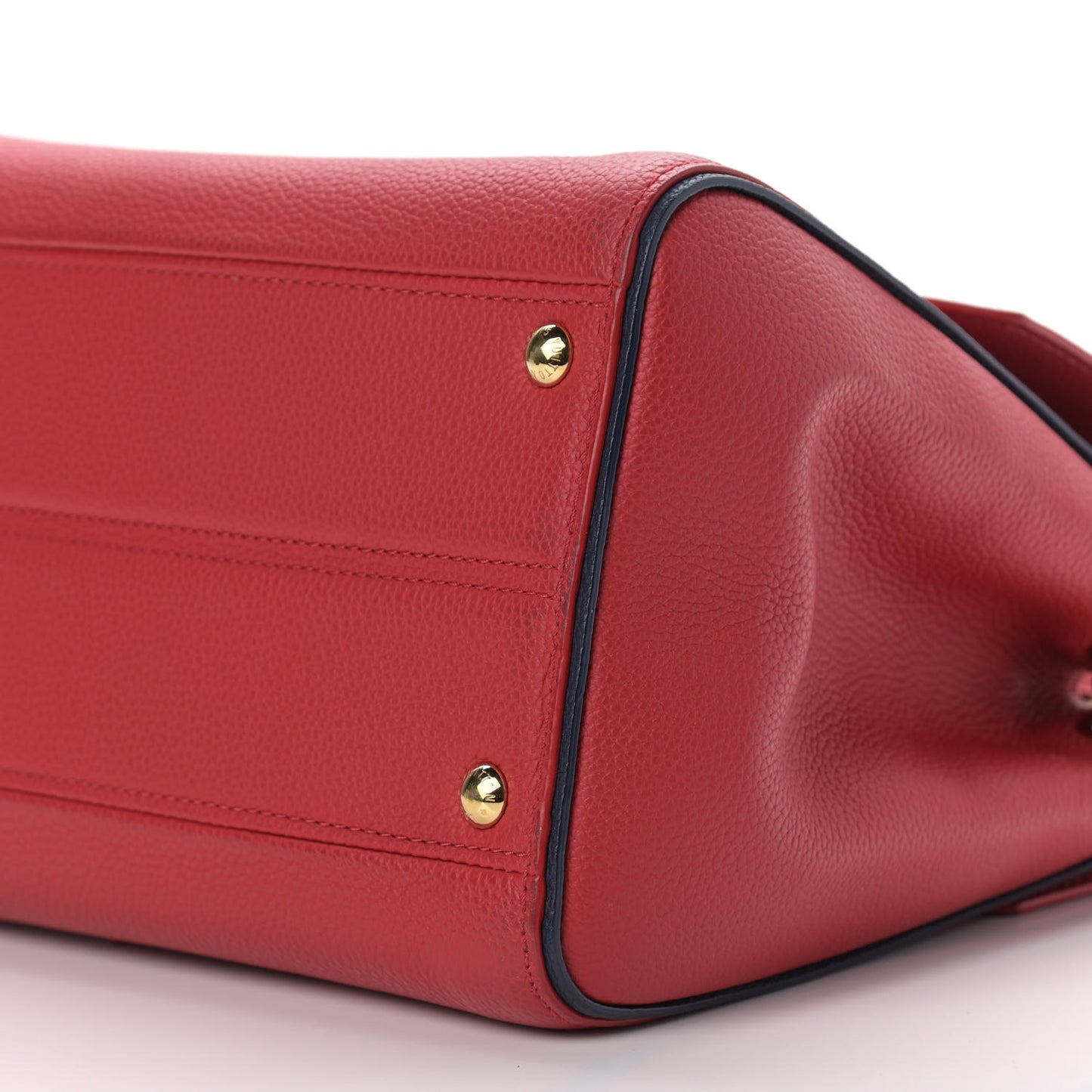 Grained Calfskin Monogram Double V Rubis