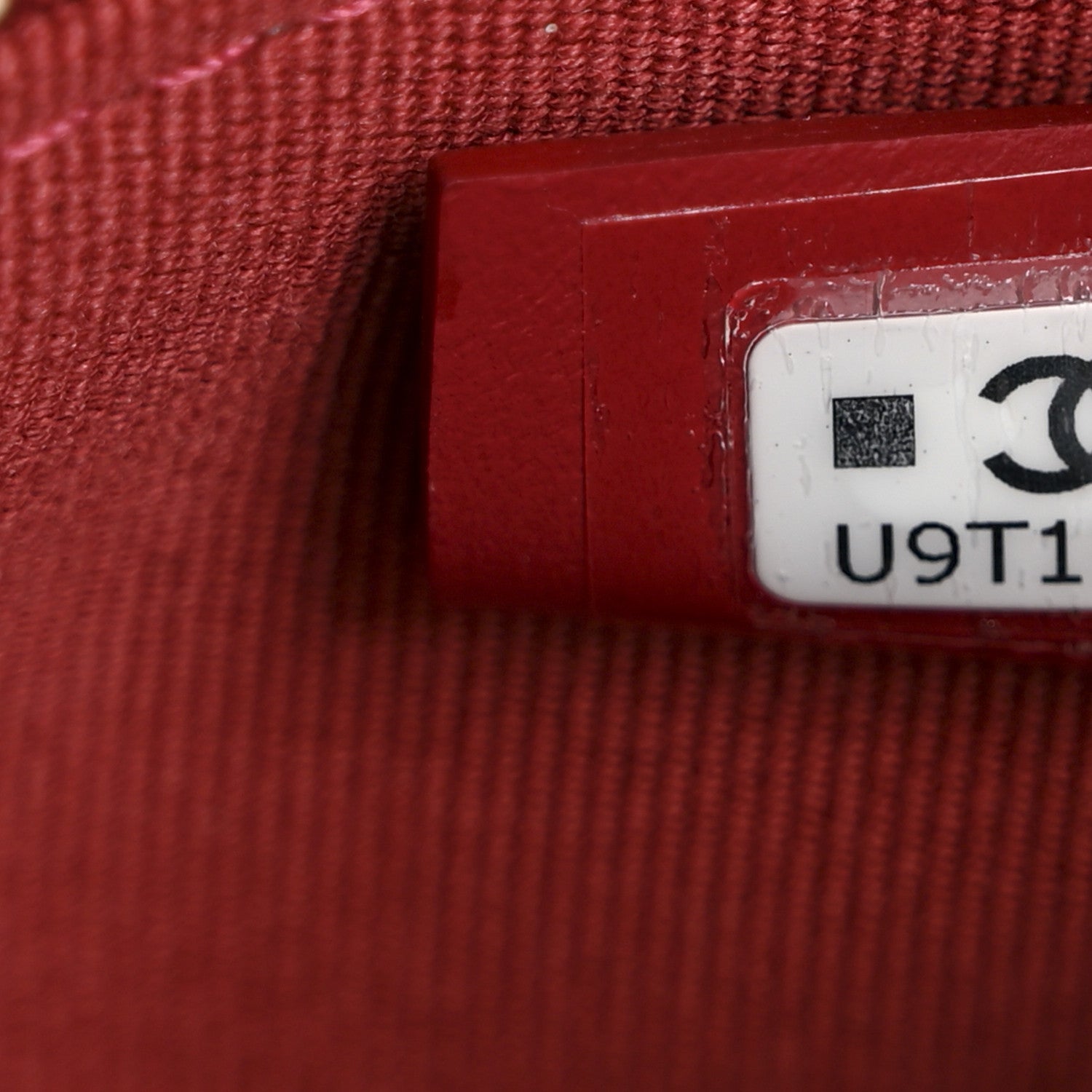 Chanel Shiny Lambskin Quilted Trendy Chain Around Hobo Red 7 of 10