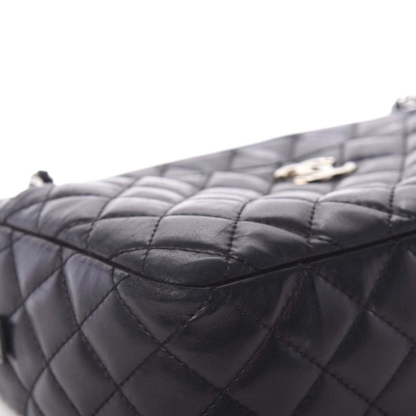 Lambskin Quilted Medium Camera Case Black