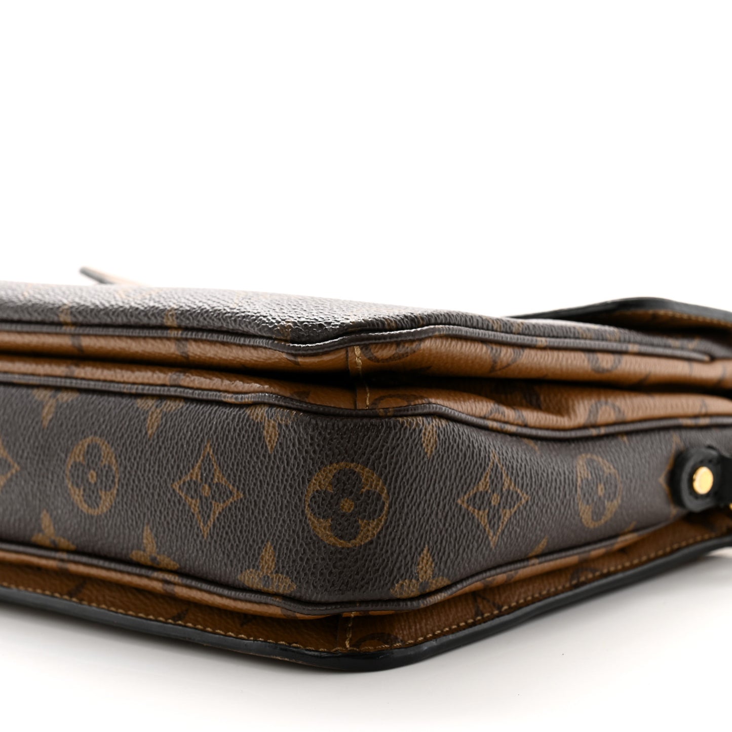 Reverse Monogram Pochette Metis