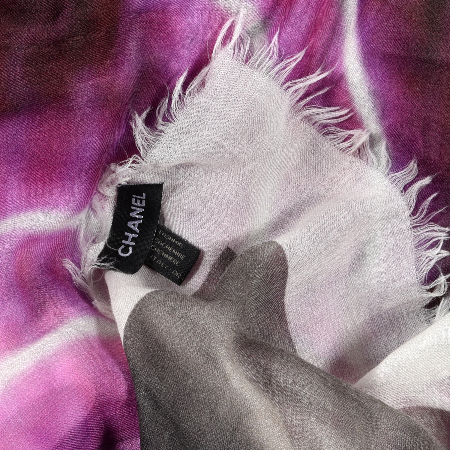 Chanel Cashmere Cinecitta Shawl Black Pink 4 of 4
