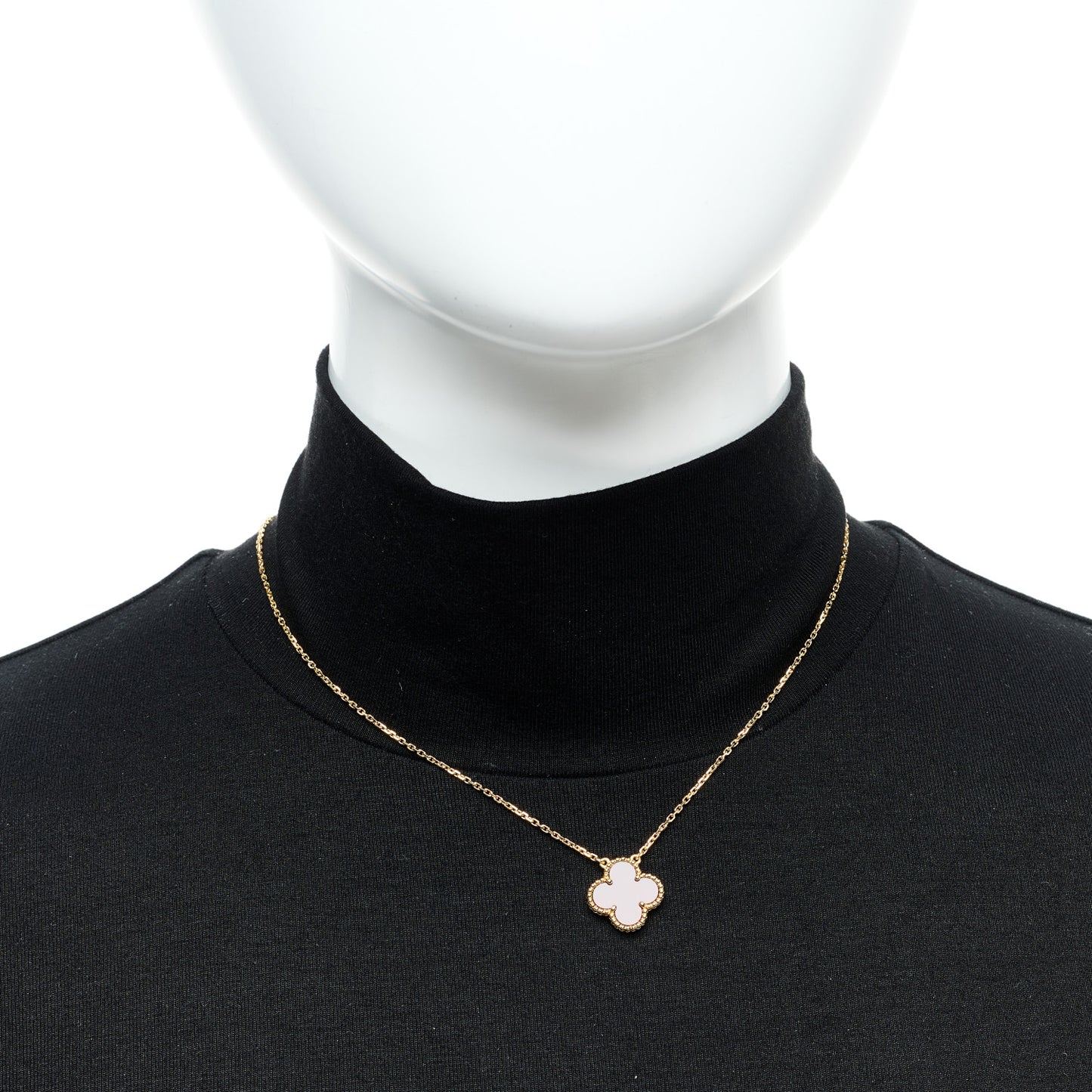 18K Yellow Gold Carnelian Vintage Alhambra Pendant Necklace