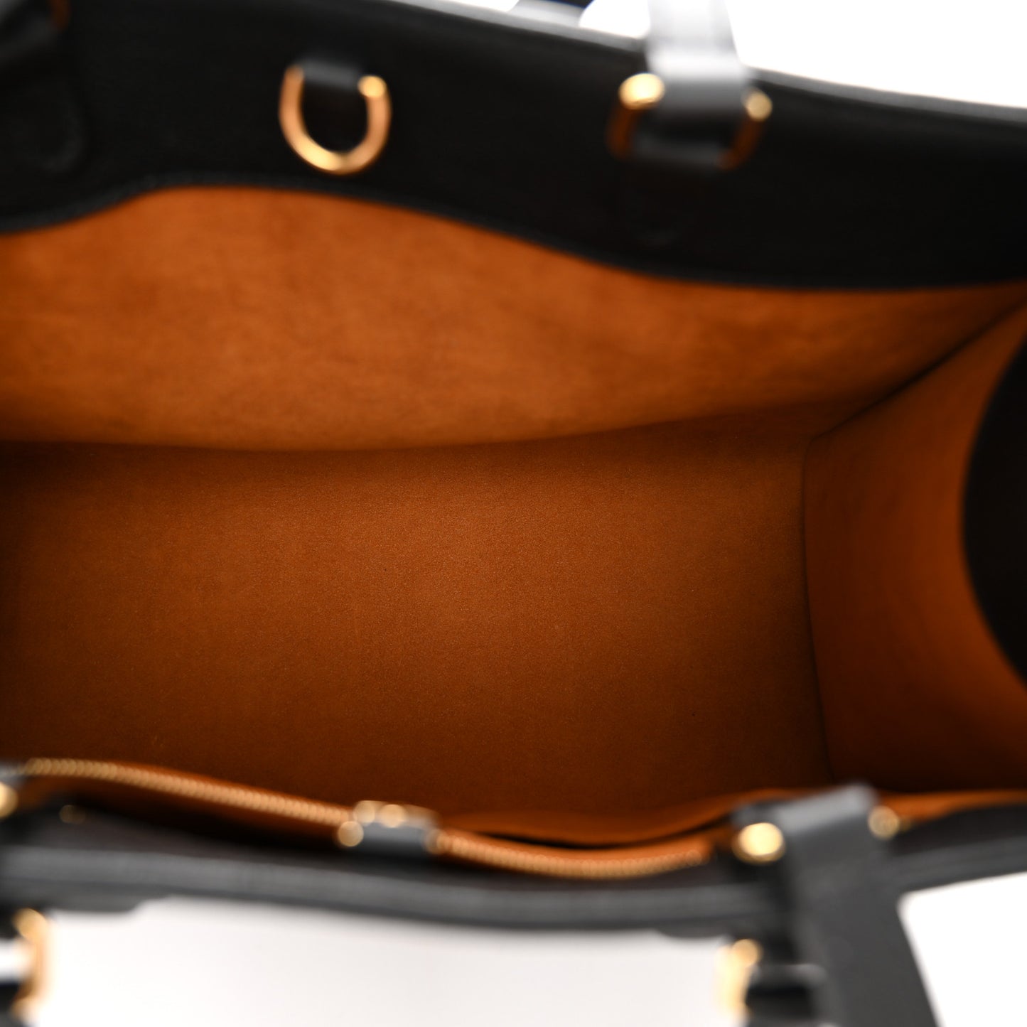 Empreinte Monogram Giant Onthego MM Black