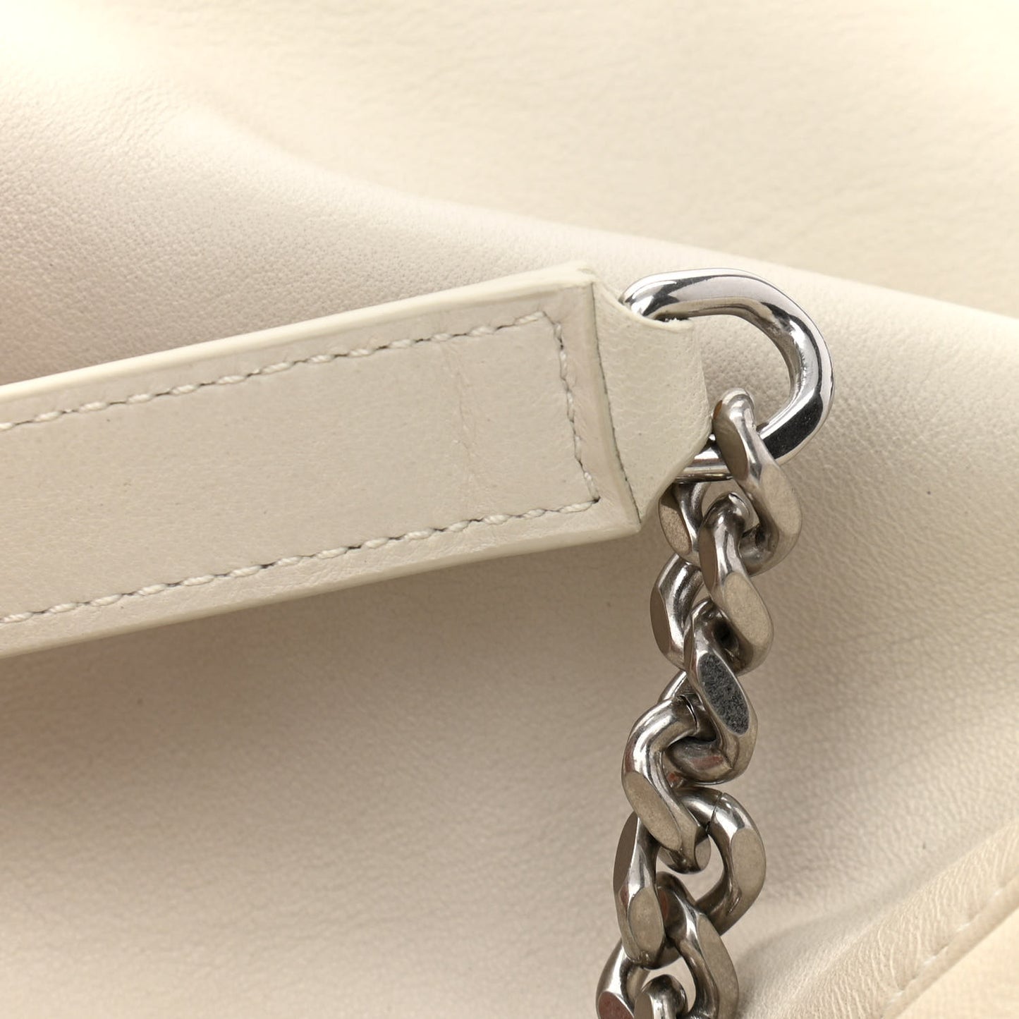 Lambskin Teddy Drawstring Bag Crema Soft