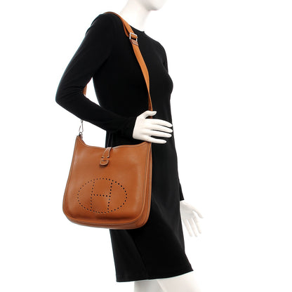 Hermes Taurillon Clemence Evelyne III PM Gold 2 of 10