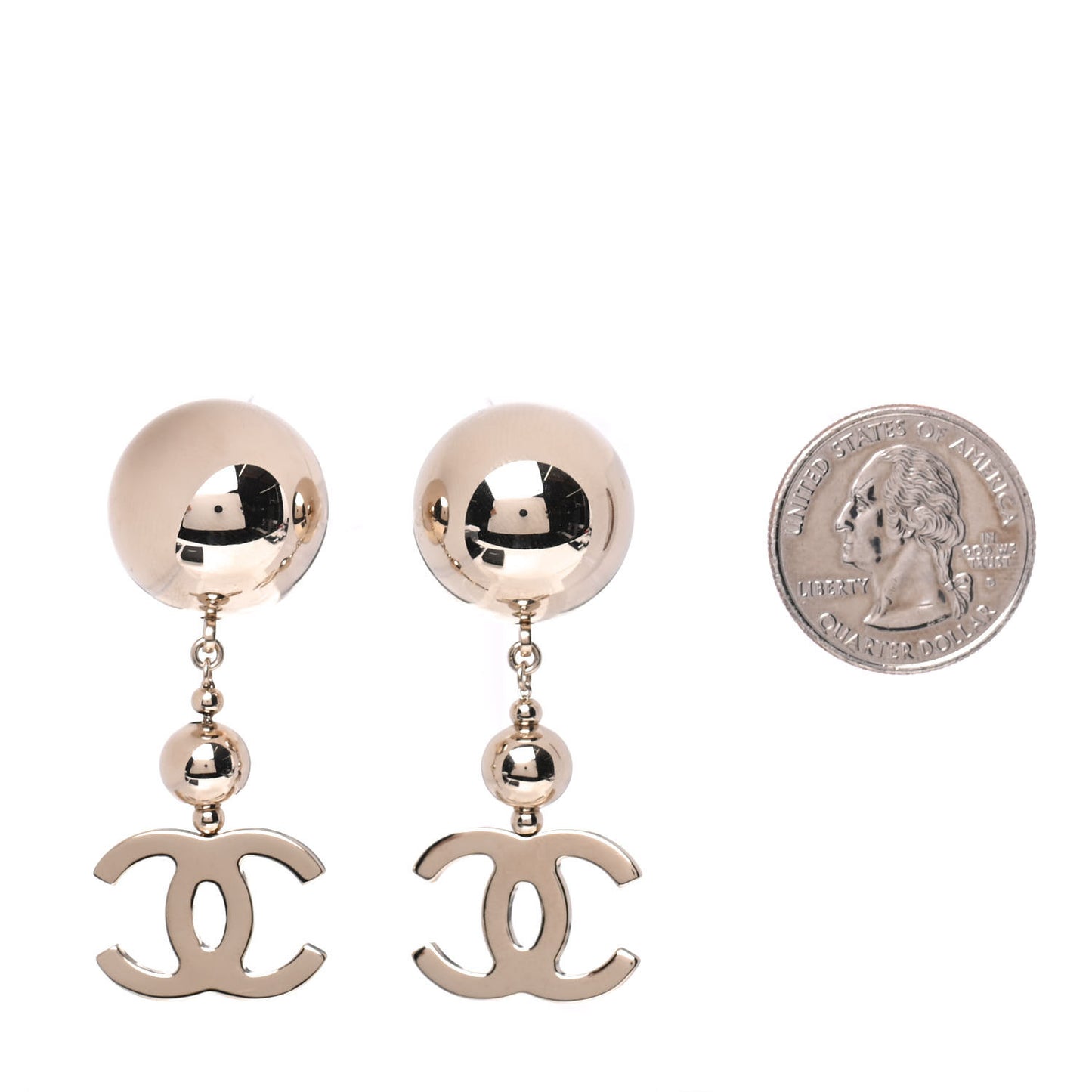 Metal CC Drop Earrings Gold