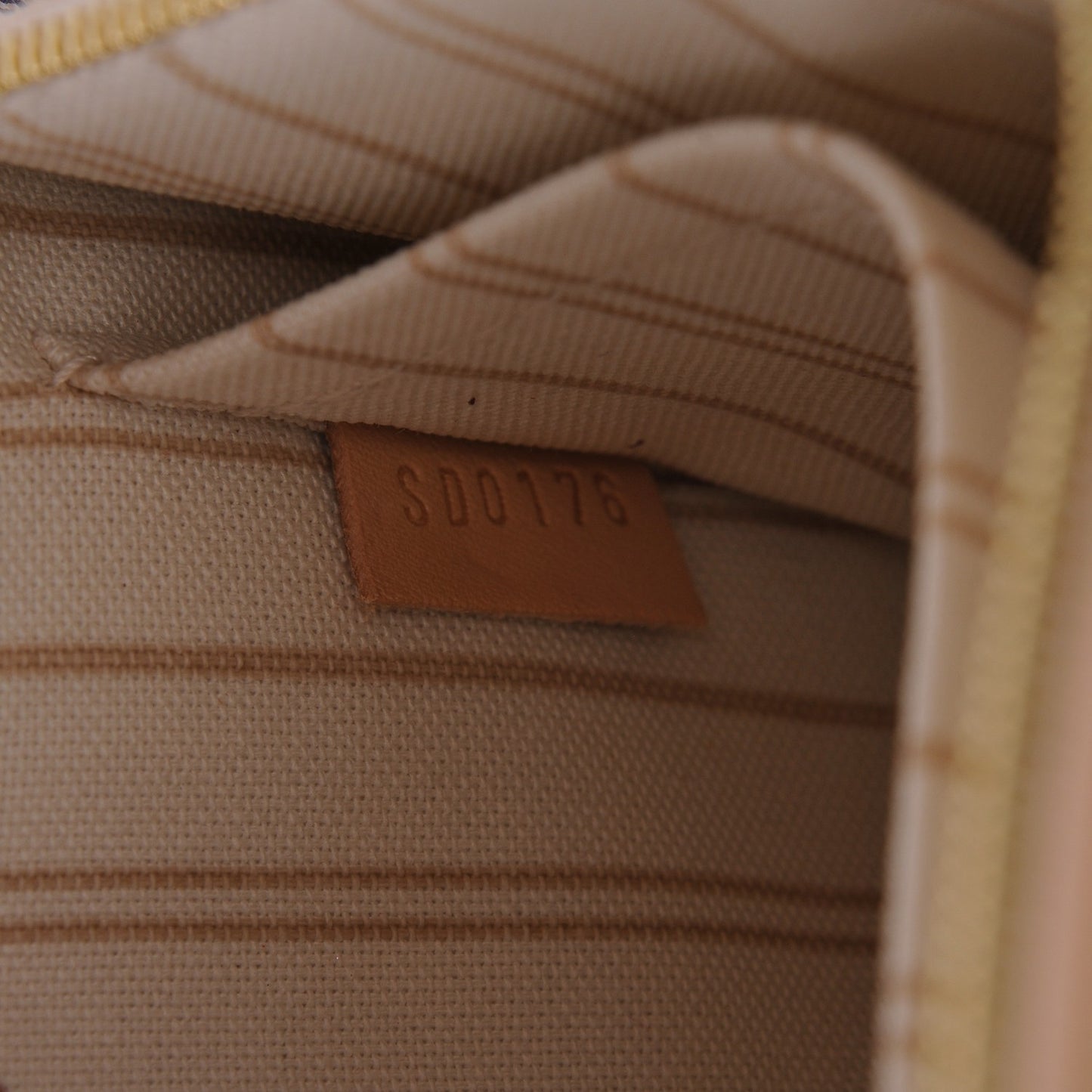Damier Azur Neverfull MM GM Pochette