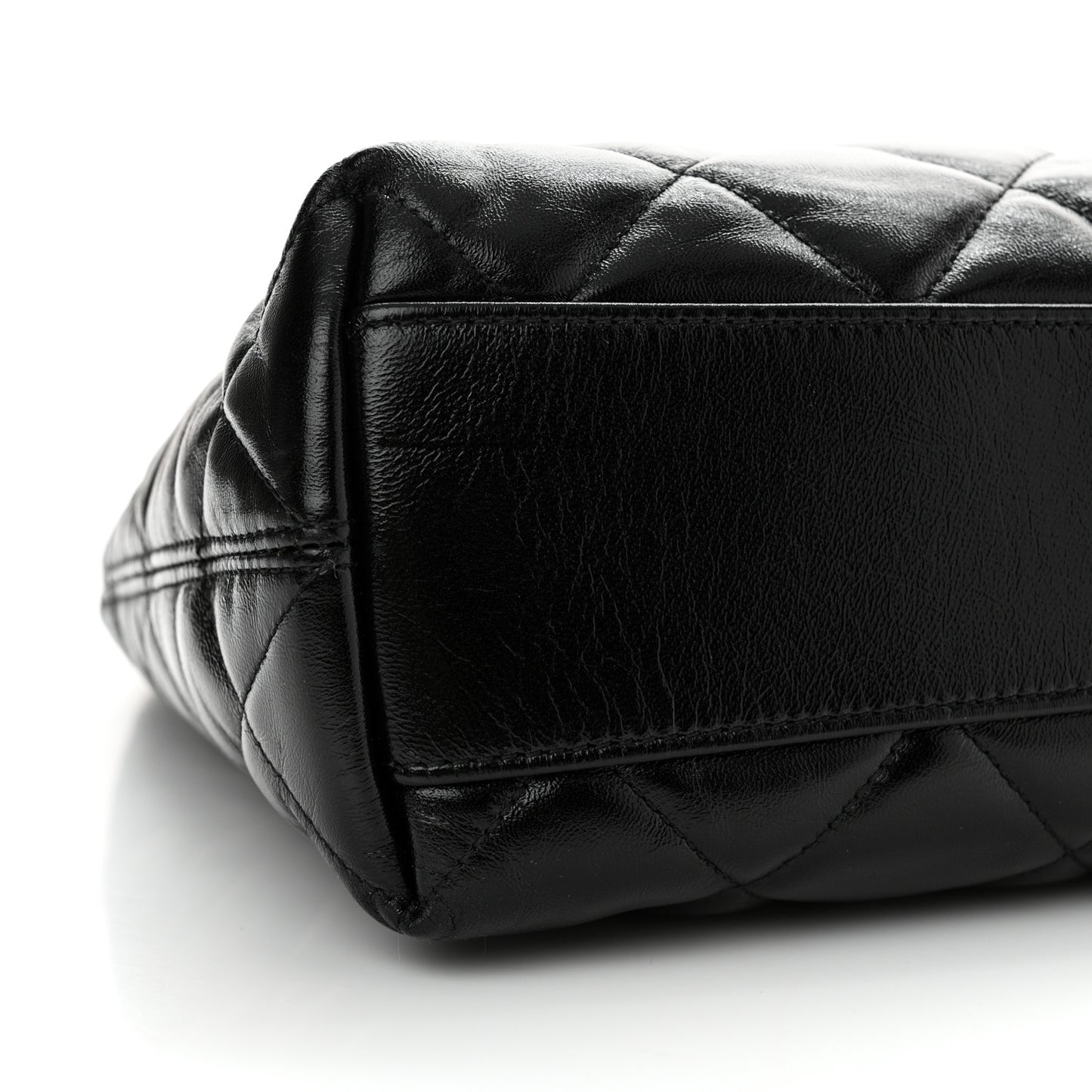 Shiny Crumpled Lambskin Quilted Medium CC Funky Town Hobo Black