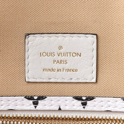 Louis Vuitton Monogram Giant Neverfull MM Kaki 7 of 12
