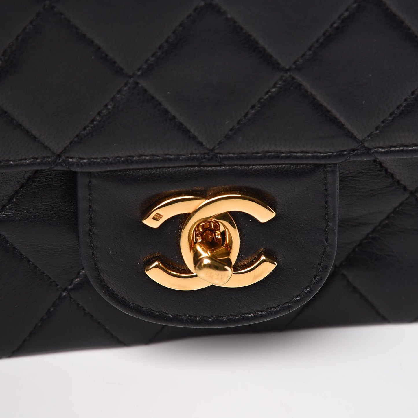 Lambskin Quilted Medium Double Flap Black